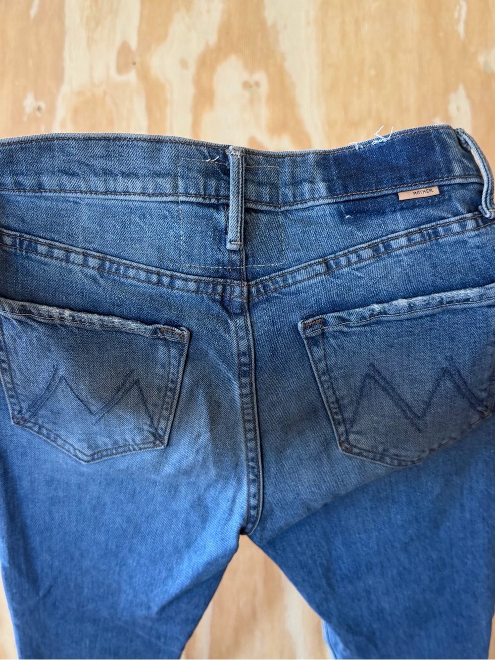 MOTHER The Dazzler Flood Mid rise Denim Jeans - Picture 8 of 13
